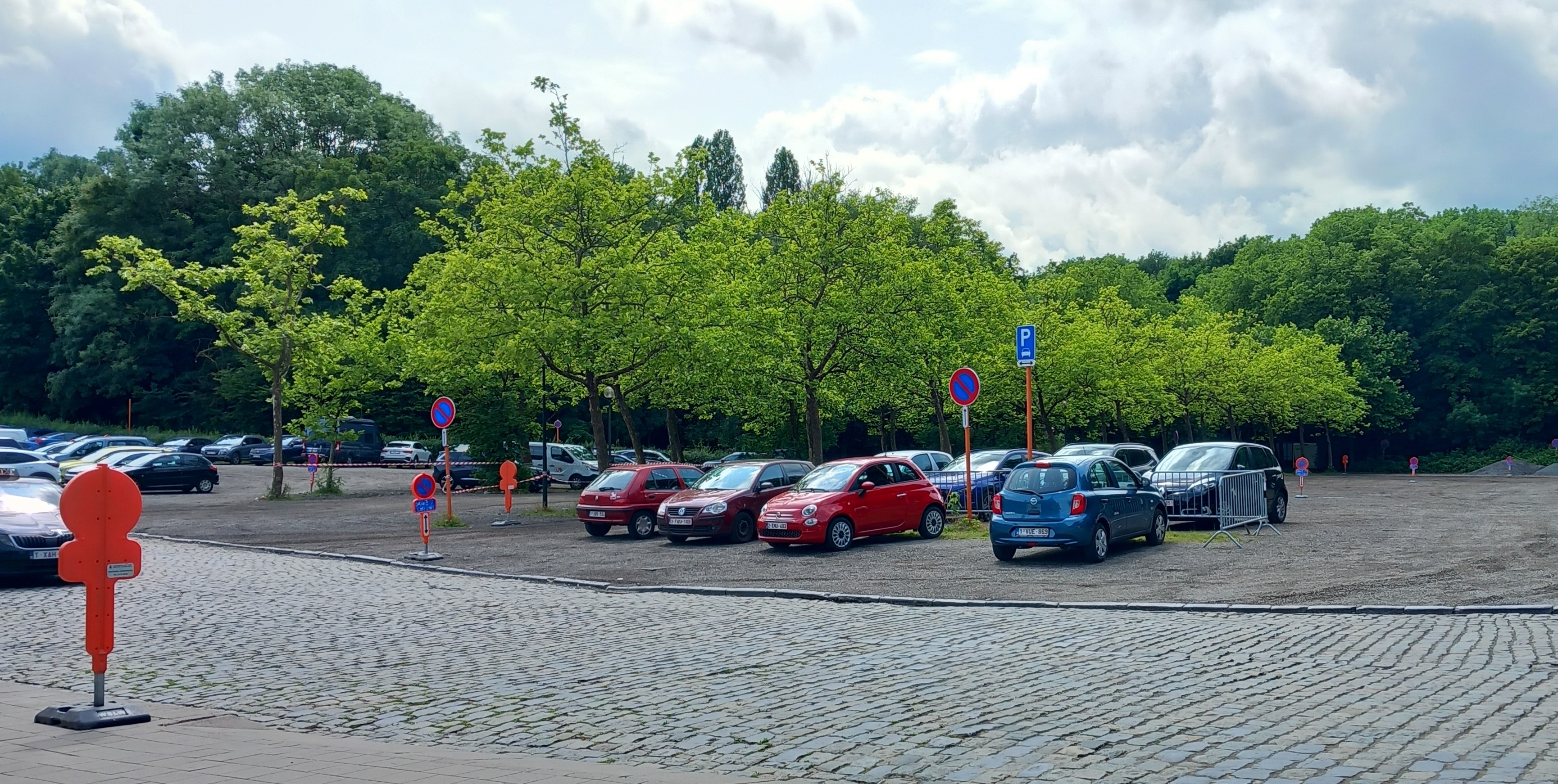 Parking du site – entrée conseillée